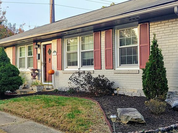 2nd image of 3011 Normandy Ave