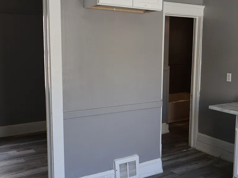 6812 Whitney Ave #2 — Photo 5