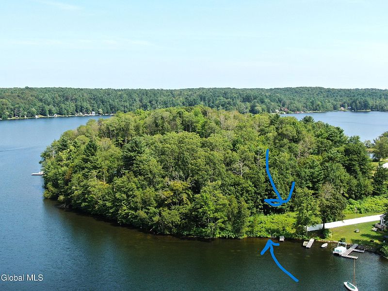 4th image of 1379R Point Road