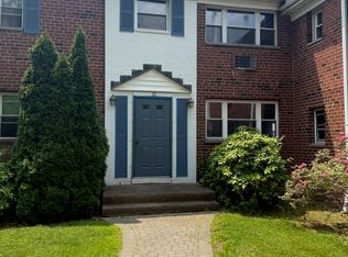 10 Colonial Dr APT A, Rocky Hill, CT 06067