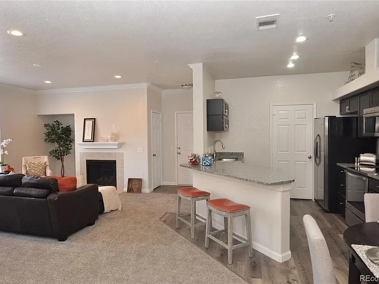 19049 E Warren Dr #202 — Photo 4