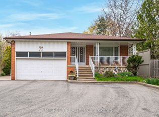 130 Centre St, Vaughan, ON L4J 1G4