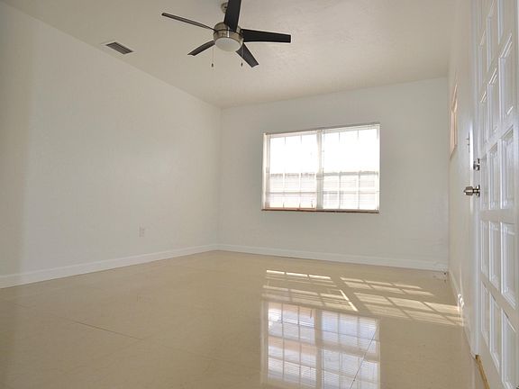 3rd image of 1195 Marseille Dr APT 8