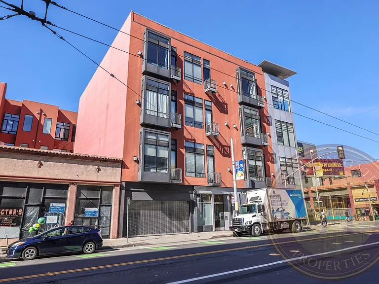 200 Townsend St #1 — Photo 3