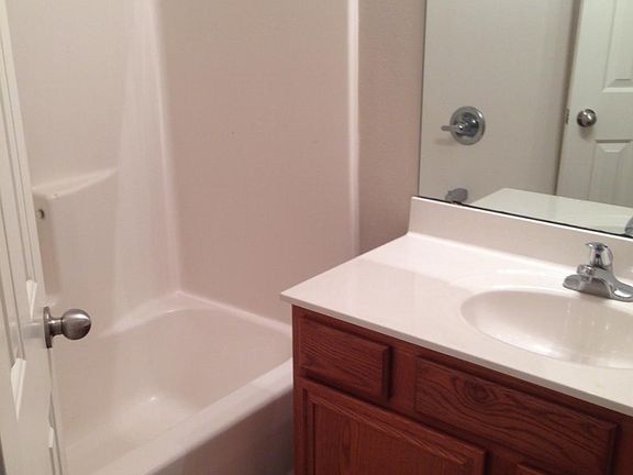 5th image of 526 N Dover Ave Unit B
