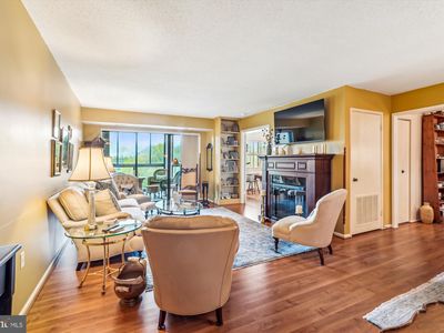 15100 Interlachen Dr APT 1015, Silver Spring, MD, 20906