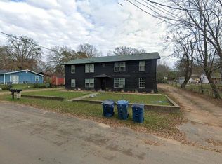 705 W Circle Dr #B, Mount Pleasant, TX 75455