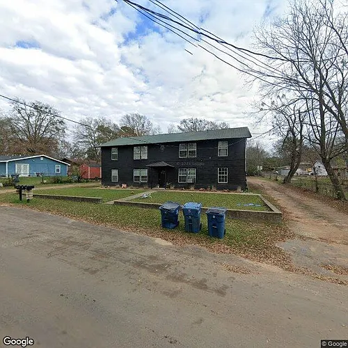 705 W Circle Dr #B Photo 1