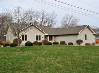 1067 N Links Rd, Winamac, IN 46996