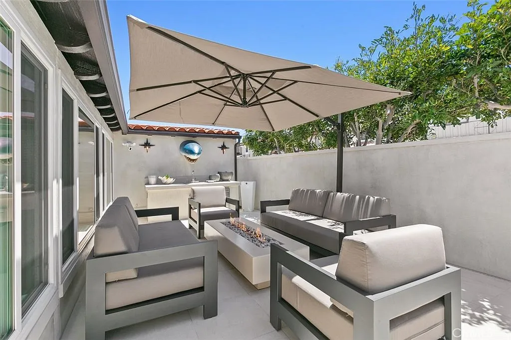 5 bed, 3366 sqft, $29,000 — Photo 4