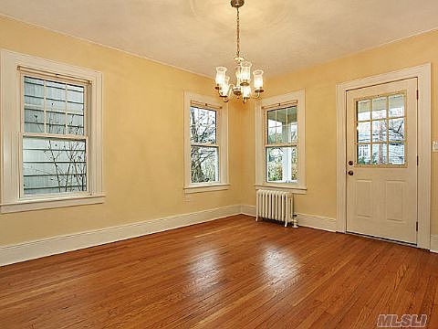 5th image of 90 Roosevelt St