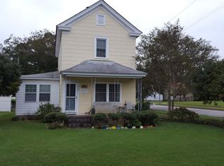 922 Rapids St, Roanoke Rapids, NC 27870