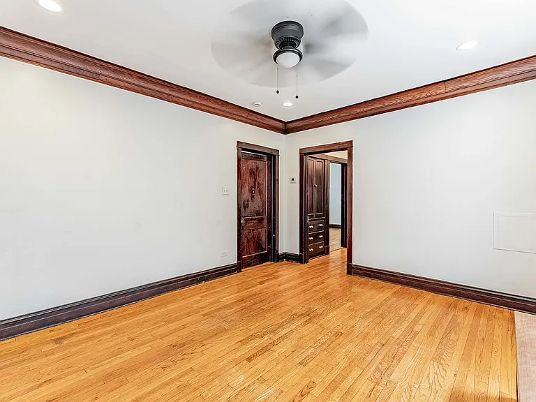 4938 W Monroe St #1 — Photo 10