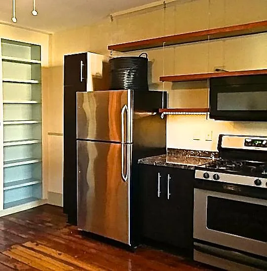 2 bed, 2.5 bath, 2246 sqft, $1,650 — Photo 4
