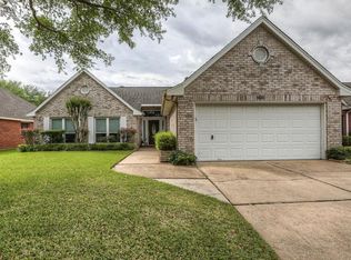 2718 N Peach Hollow Cir, Pearland, TX 77584