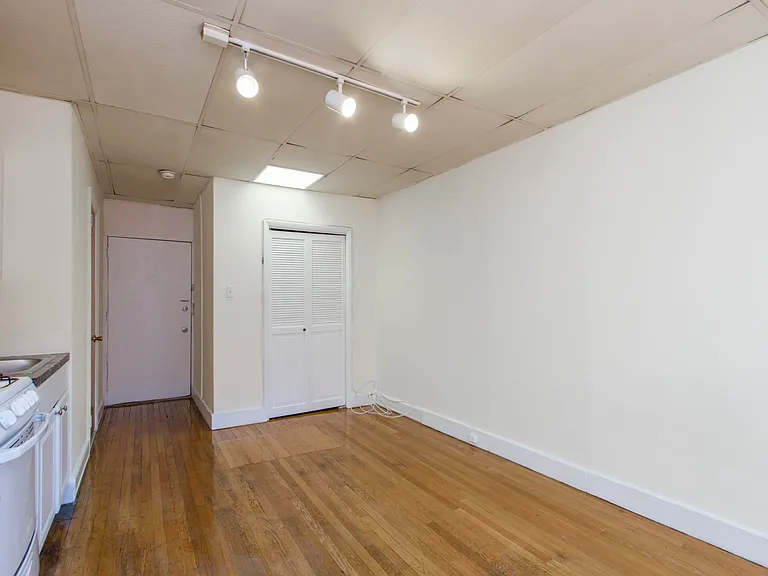 Juniper Place — Photo 30