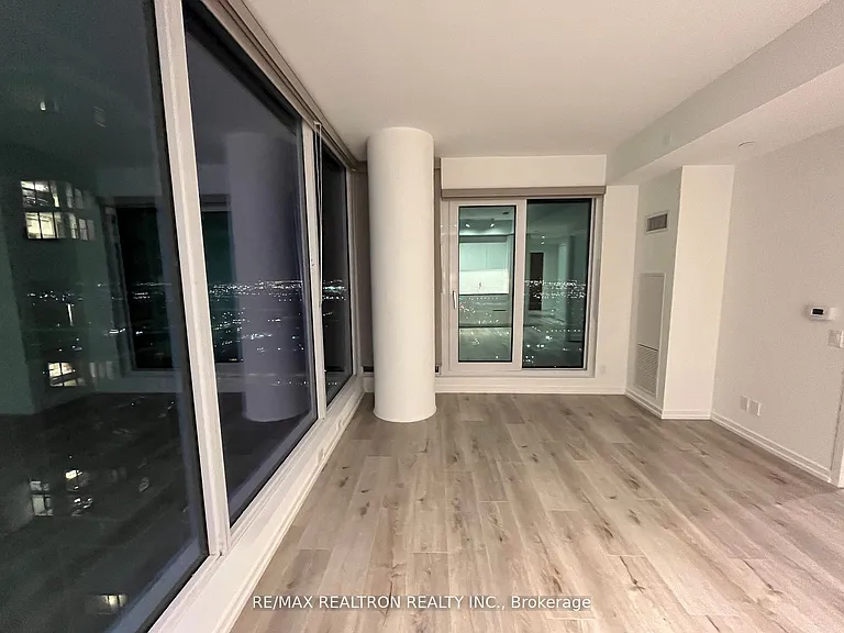 1000 Portage Pkwy #5005 — Photo 5