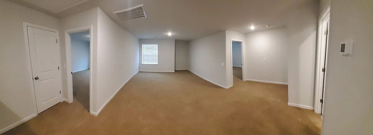 Building Photo - 301 Royce Dr