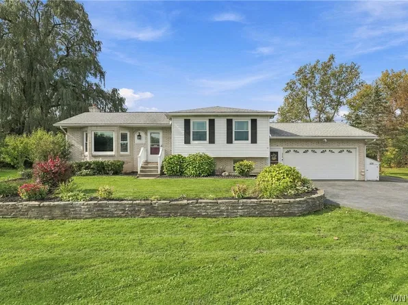 3330 Bowen Rd, Elma, NY 14059