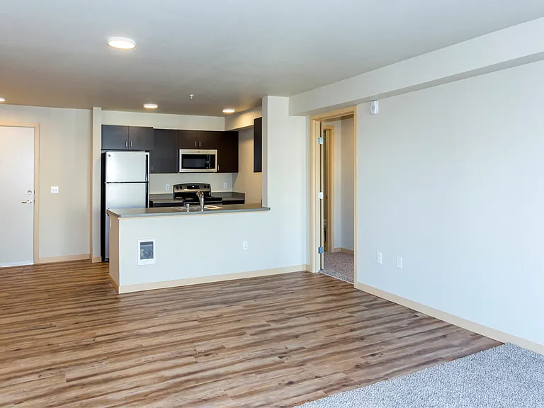 Grandview Apartments — Photo 8