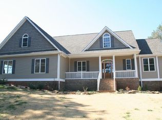 555 Ridge Rd, Franklin, GA 30217