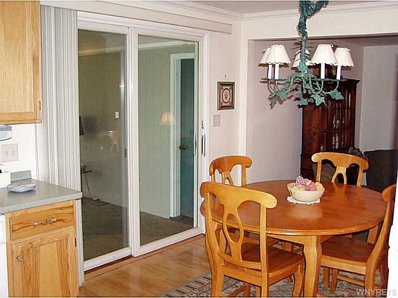 5th image of 59 Sunset Dr