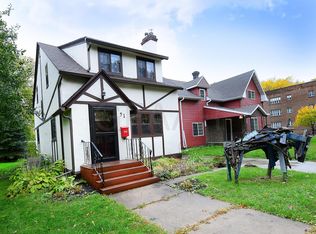 91 4th Ave S, Grand Forks, ND 58201