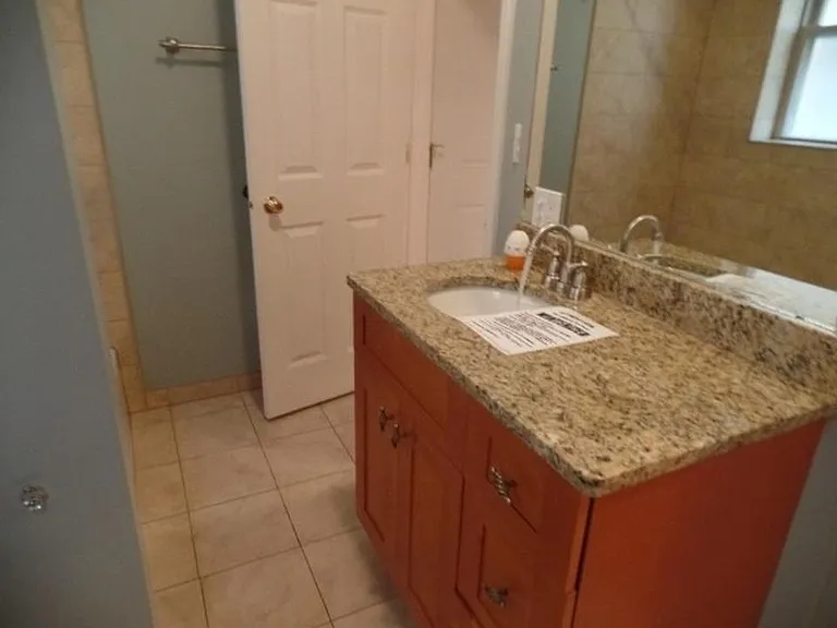 4709 N Lawndale Ave #1W — Photo 10