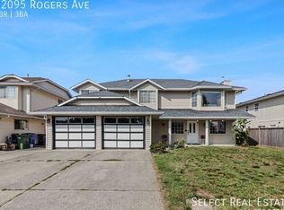 32095 Rogers Ave, Abbotsford, BC V2T5B7