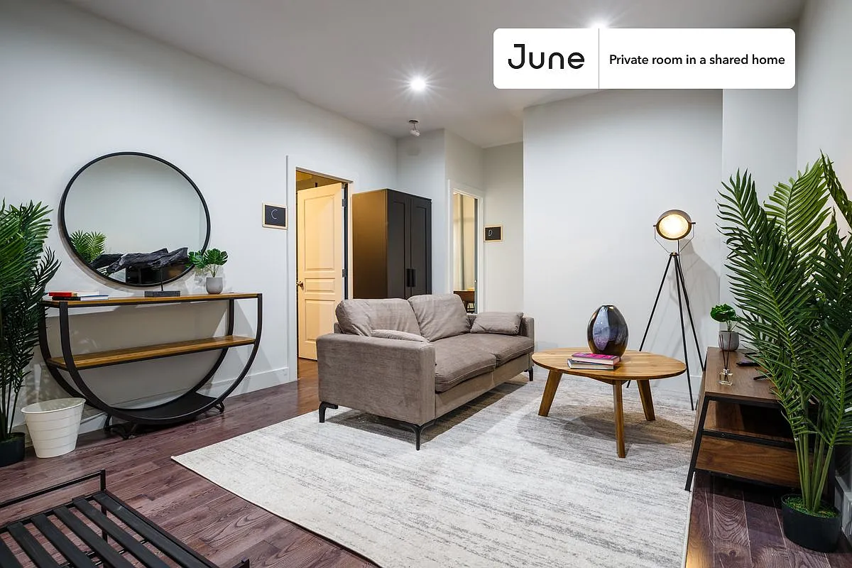 Full bedroom in 5 bed/2 bath home in West Harlem #225 E — Photo 3