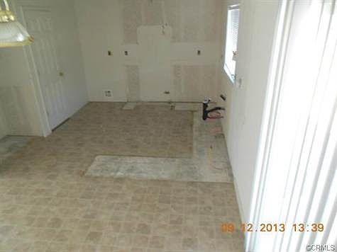 5th image of 92 S Kino Ct