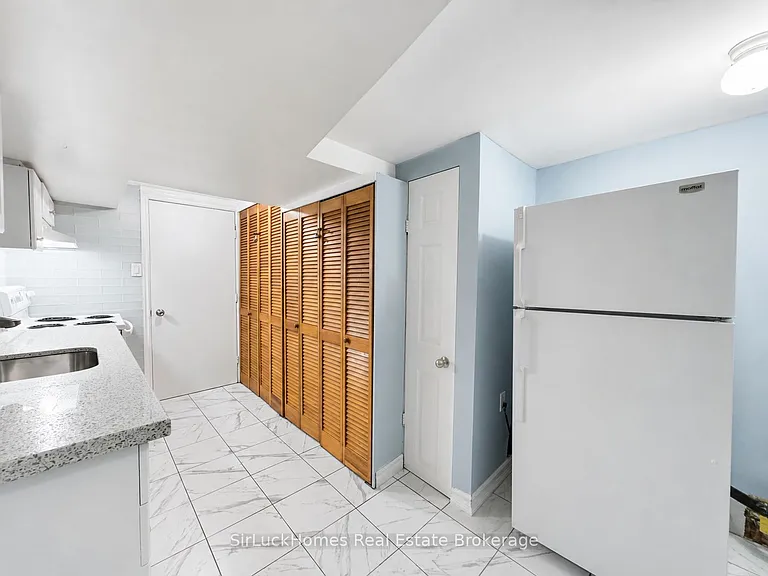 15 Snowood Ct — Photo 12