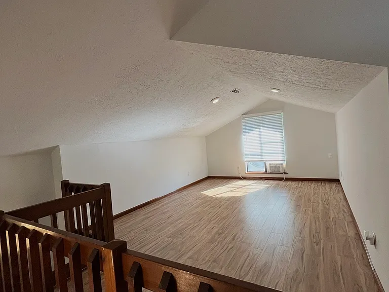 8991 Mandarin Dr — Photo 12