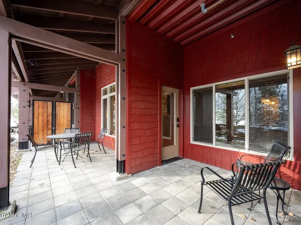 150 Morning Star Dr, Kellogg, ID 83837