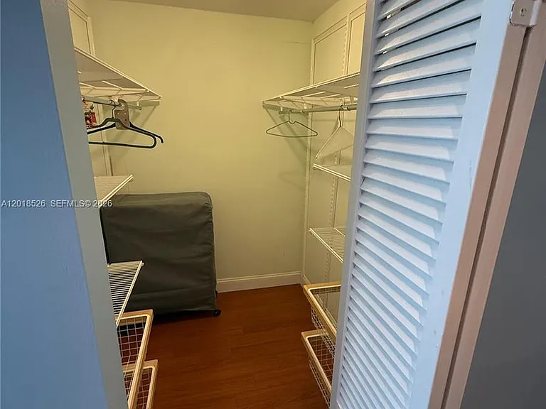 2333 Brickell Ave #602 — Photo 38