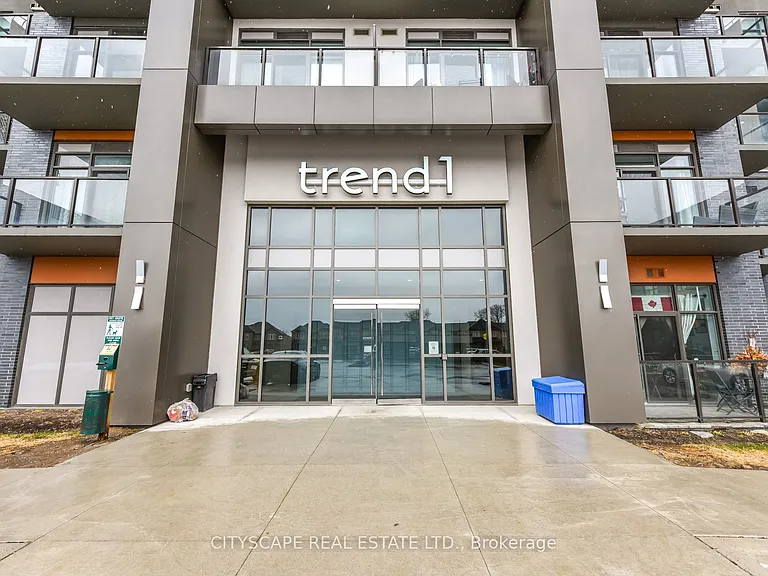 450 Dundas St E #323 — Photo 3