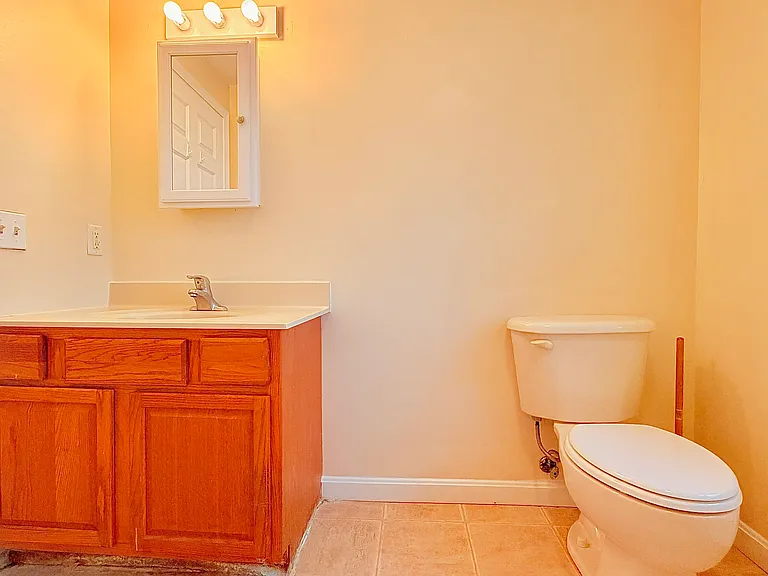 405 Main St #205 — Photo 31
