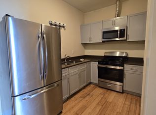 1229 Plainfield St #4, Johnston, RI 02919