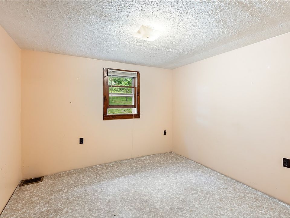 19th image of 6676 Kelleman Rd