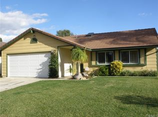 950 Lake Meadow Ct, Lake Elsinore, CA 92530