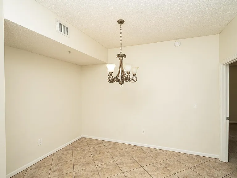 1005 Bella Vista Blvd — Photo 10