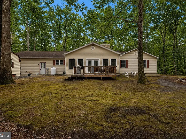8953 Treesdale Dr — Photo 29