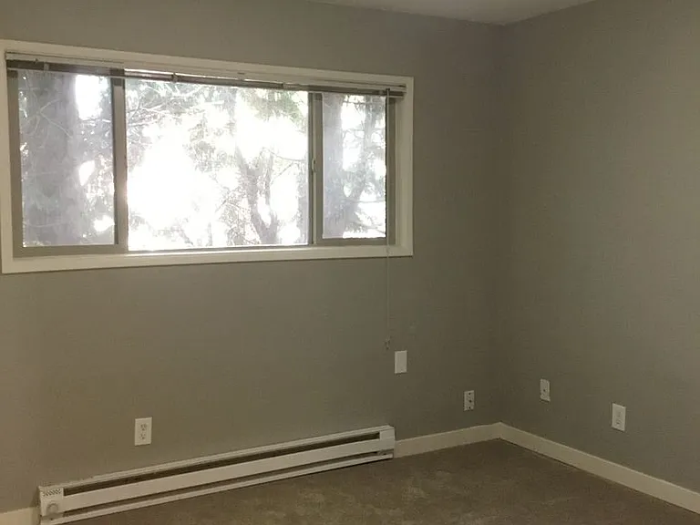 Taylor Place Apartments II — Photo 23