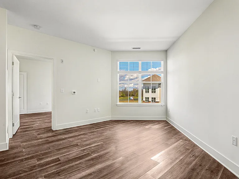 Inwood at Renaissance Square — Photo 40