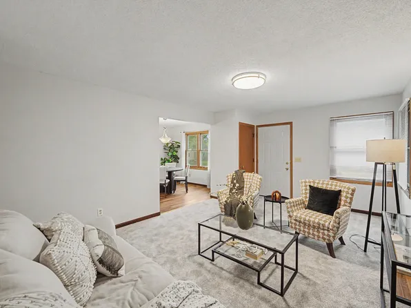 112 NE Main St, Grimes, IA 50111