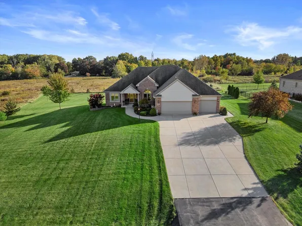4501 Cobblestone DRIVE, Racine, WI 53405