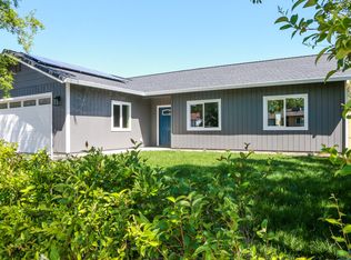 1050 Otis Ct, Red Bluff, CA 96080
