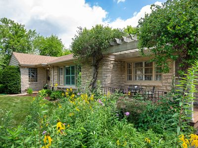 807 Surrey Ln, Glenview, IL, 60025