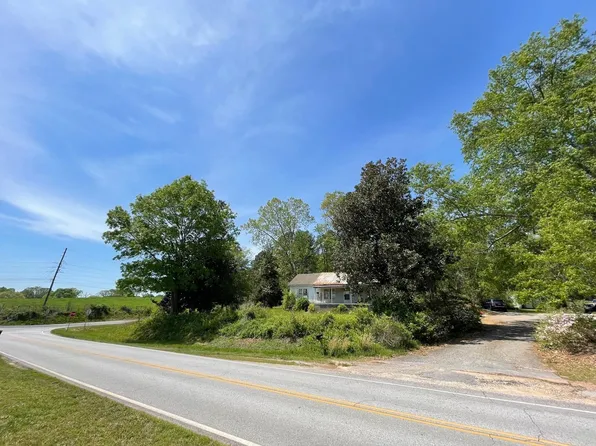 1115 Old Athens Hwy, Cornelia, GA 30531