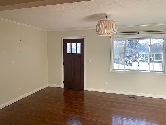 3rd image of 7509 Rocky Hill Ln